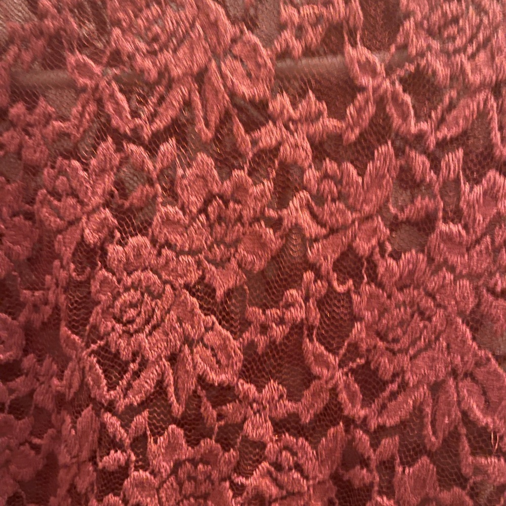 Lace Top! - Picture 2 of 3
